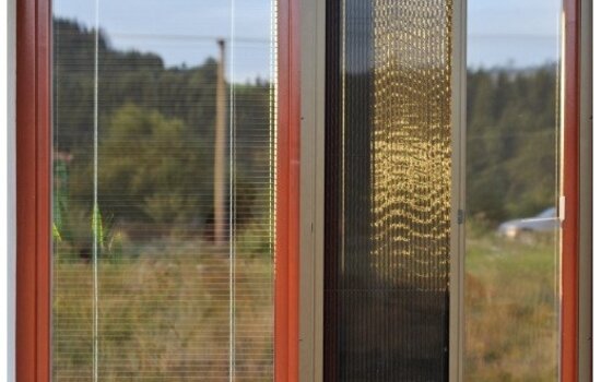 Plisovaná síť  PDS 18 na dveře značky K-system